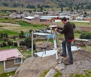 Séismes et glissements de terrain : un comportement similaire