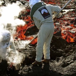 [Conférence] Volcanisme et surveillance : des effusions du Piton de la Fournaise aux cataclysmes explosifs