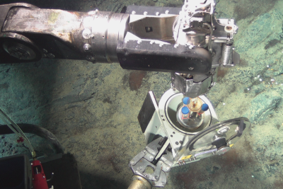 In the Middle of the Atlantic : A Mission to the Deep